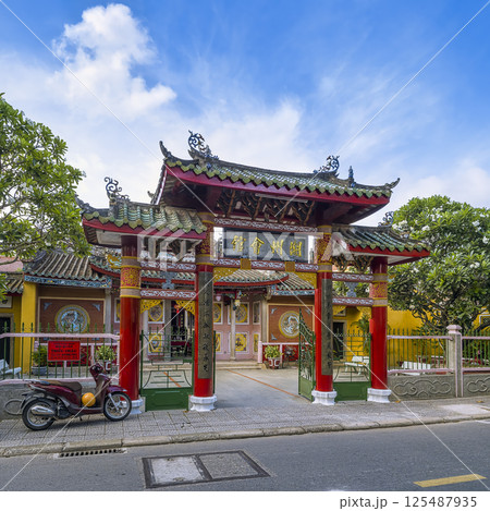 ベトナム・ホイアン 潮州会館の門 Trieu Chau Assembly Hall, Hoi An 125487935