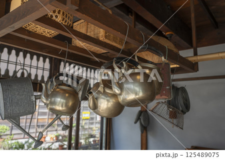 丸二商店（荒物屋） 125489075