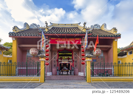 ベトナム・ホイアン 海南会館の門 / Hainan Assembly Hall, Hoi An 125489206
