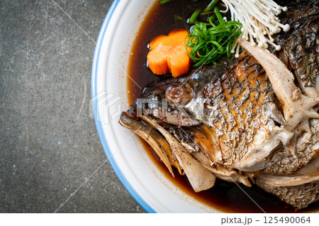 Boiled Fish Head with Soy Sauce 125490064