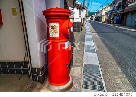 【重要伝統的建造物群保存地区】矢掛宿　初夏の宿場町の風景16　岡山県小田郡矢掛町 125494070