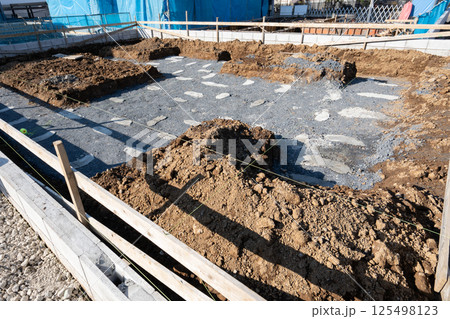 建築工事の現場<戸建て住宅> 建築工事の現場<戸建て住宅> 125498123