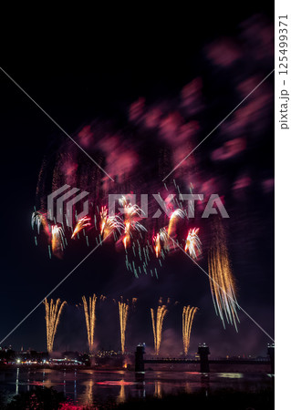 調布花火大会　関東 125499371