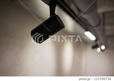 Modern Track Lighting in Contemporary Interior Design Enhancing Spaces with Style and Warmth Modern Track Lighting in Contemporary Interior Design Enhancing Spaces with Style and Warmth 125500736
