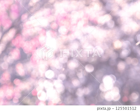 背景素材　水玉模様のリフレクション　お花畑の様なカラフルな明るい春のイメージ 125501512