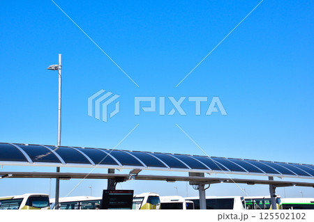 ペロブスカイト太陽電池　実装　夢洲交通第1ターミナル 125502102