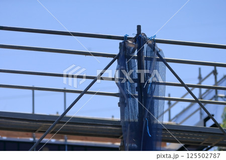 戸建て住宅の外部足場 125502787