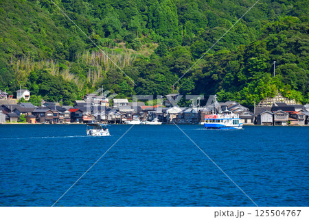 関西・近畿・丹後半島・伊根の舟屋・湾を巡る海上タクシーと伊根湾めぐり遊覧船・京都府伊根町(2) 関西・近畿・丹後半島・伊根の舟屋・湾を巡る海上タクシーと伊根湾めぐり遊覧船・京都府伊根町(2) 125504767