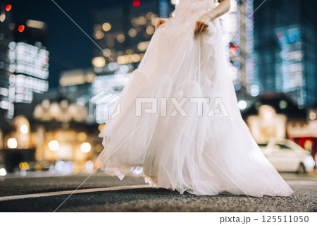 東京駅前撮り、女性モデル 東京駅前撮り、女性モデル 125511050