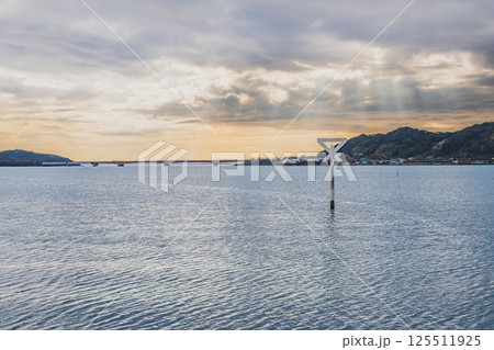 浜松市の遠江八景「細江帰帆」(静岡県) 125511925