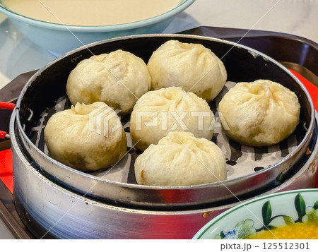 中国 小籠包 肉まん 中国 小籠包 肉まん 125512301