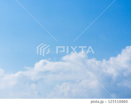 4月の山から　青空と雲09 125518860