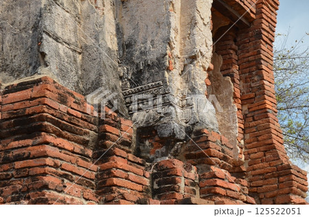 アユタヤ遺跡 ワット・マハータート外壁 アユタヤ遺跡 ワット・マハータート外壁 125522051