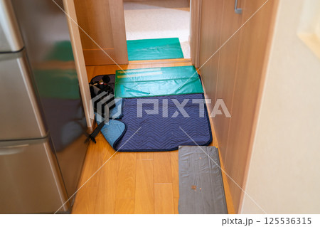 various 125536315