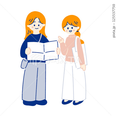 地図を見て相談する女性 Women looking at a map and planning 地図を見て相談する女性 Women looking at a map and planning 125537750