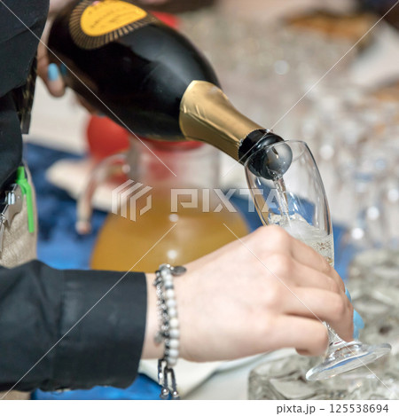 Aperitif in restaurant party 125538694