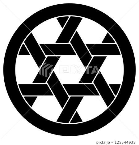 家紋です。丸に籠目模様と言います。 125544935