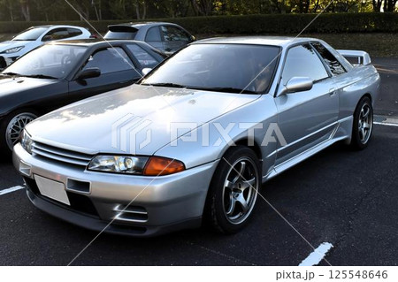 スポーツカー  (日産・スカイライン　 R32型　GT-R) 125548646