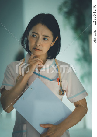50代夜勤看護師 50代夜勤看護師 125551240