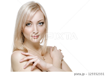 beauty blonde 125552331