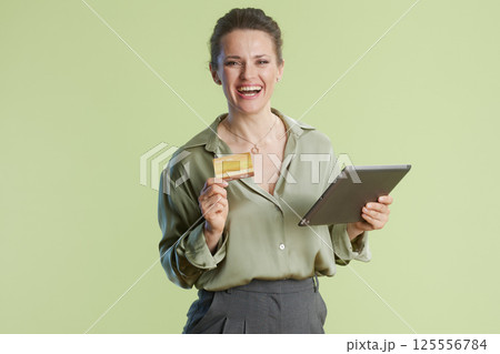 Effortless online shopping on a tablet Effortless online shopping on a tablet 125556784