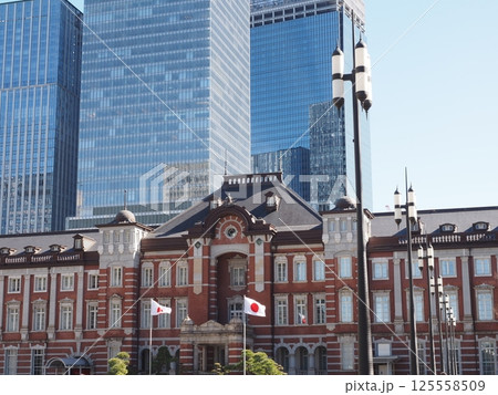 東京駅丸の内口　赤レンガ駅舎 125558509