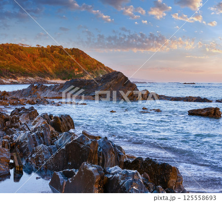 Sunrise ocean view from beach (Bay of Biscay). 125558693