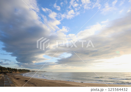 河原子海岸の日の出 4月下旬 河原子海岸の日の出 4月下旬 125564432