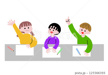 手をあげる子供たち 125566393