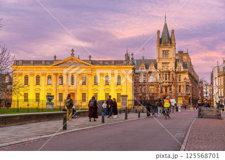Cambridge city skyline, cityscape of England Cambridge city skyline, cityscape of England 125568701