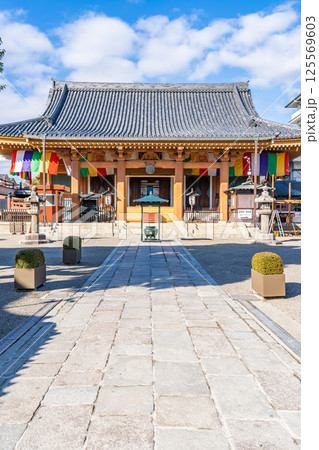 壬生寺(新選組ゆかりの寺)本堂 京都市中京区壬生梛ノ宮町 壬生寺(新選組ゆかりの寺)本堂 京都市中京区壬生梛ノ宮町 125569603
