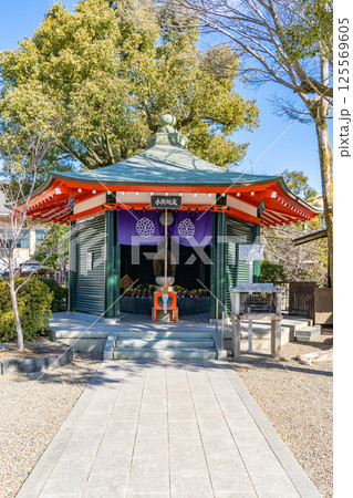 壬生寺（新選組ゆかりの寺）水掛地蔵堂　京都市中京区壬生梛ノ宮町 125569605