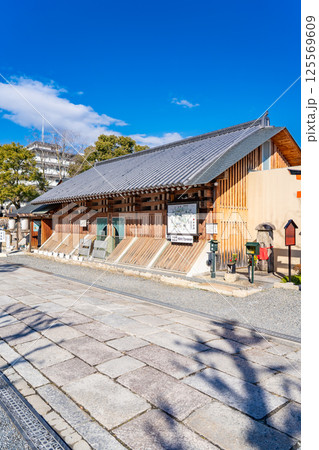 壬生寺（新選組ゆかりの寺）阿弥陀堂　京都市中京区壬生梛ノ宮町 125569609