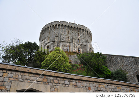 buildings in Windsor Castle, England 125570759
