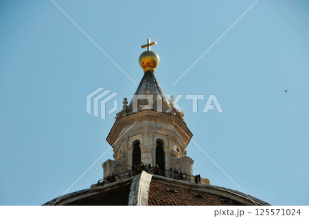 Partial photo of the famous Florence cathedral in Italy Partial photo of the famous Florence cathedral in Italy 125571024