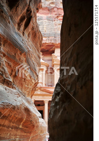 Photo of ancient Kazni temple in Petra, Jordan. 125571714