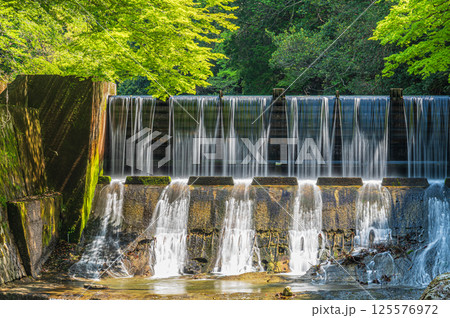清滝川の発電所取水堰　京都市 125576972