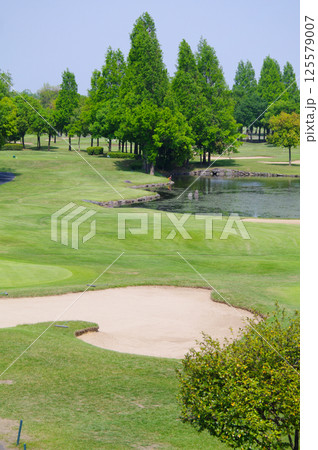 ゴルフ場 125579007