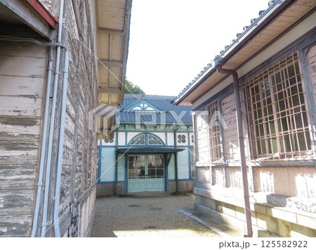 愛知県岡崎市にある旧額田郡公会堂及物産陳列所 125582922