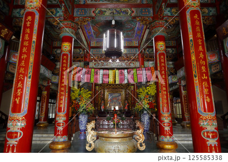 愛し台湾(台中市「高美湿地」地区に地元で最もふるい寺院。地元住民に愛された「高美文興宮」です。) 愛し台湾(台中市「高美湿地」地区に地元で最もふるい寺院。地元住民に愛された「高美文興宮」です。) 125585338