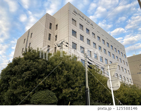 熊本日日新聞の本社社屋（熊本県熊本市中央区世安） 125588146
