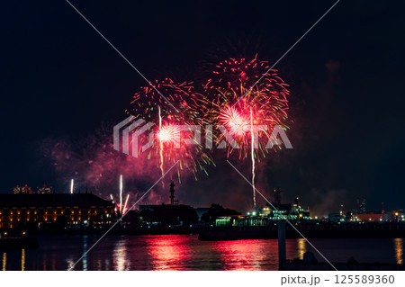 みなとみらいスマートフェスティバル　花火大会 125589360