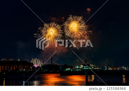 みなとみらいスマートフェスティバル　花火大会 125589368