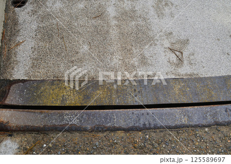 天橋立 廻旋橋(小天橋)のつなぎ目(京都府宮津市) 天橋立 廻旋橋(小天橋)のつなぎ目(京都府宮津市) 125589697