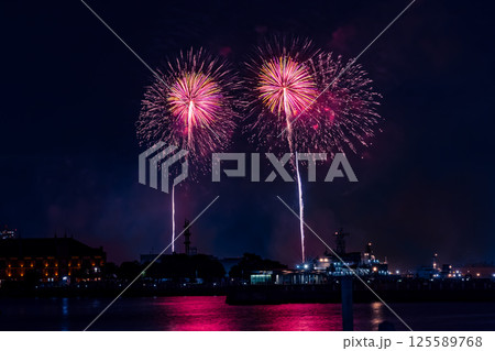 みなとみらいスマートフェスティバル　花火大会 125589768