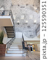 お洒落な階段 125590351