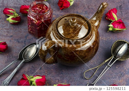 Rose petals homemade jam. 125598211