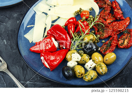Appetizer antipasti set. 125598215