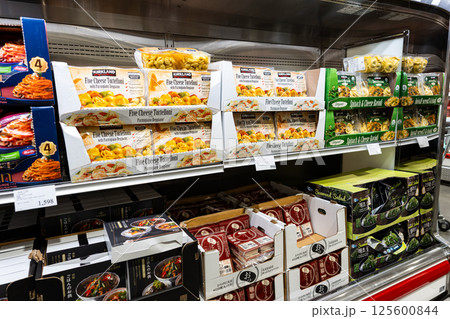 コストコ多摩境倉庫店　パスタと豆腐の売場　東京都町田市小山ヶ丘 125600844