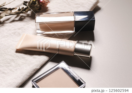 リキッドファンデーション 125602594